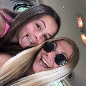 Meet your Posher, Emma